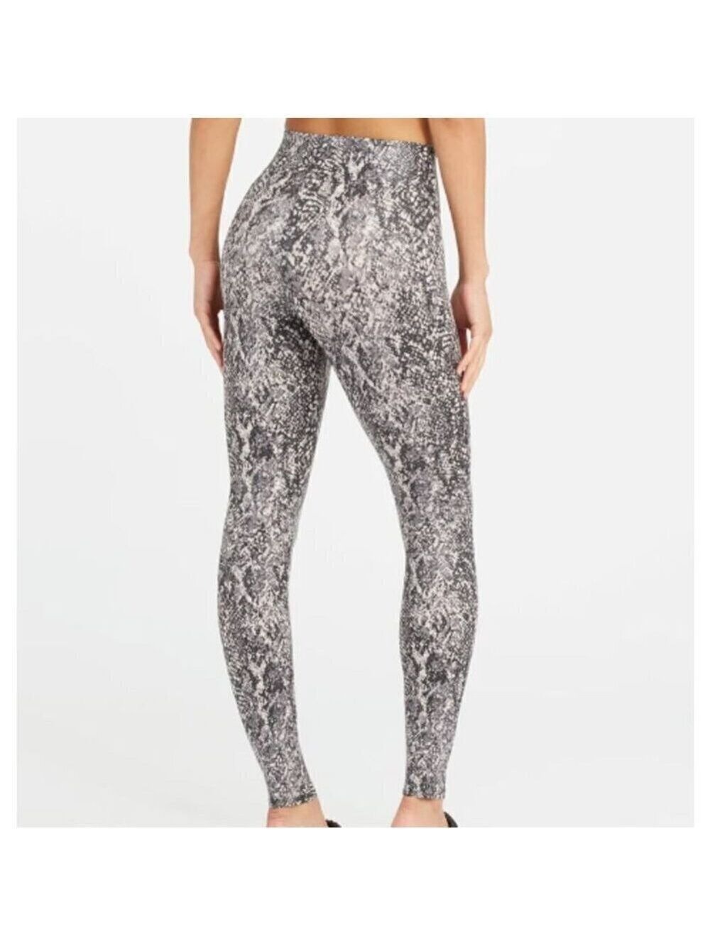 Spanx Leggings Black Gray Faux Leather Snake Shine Crop or ankle Medium